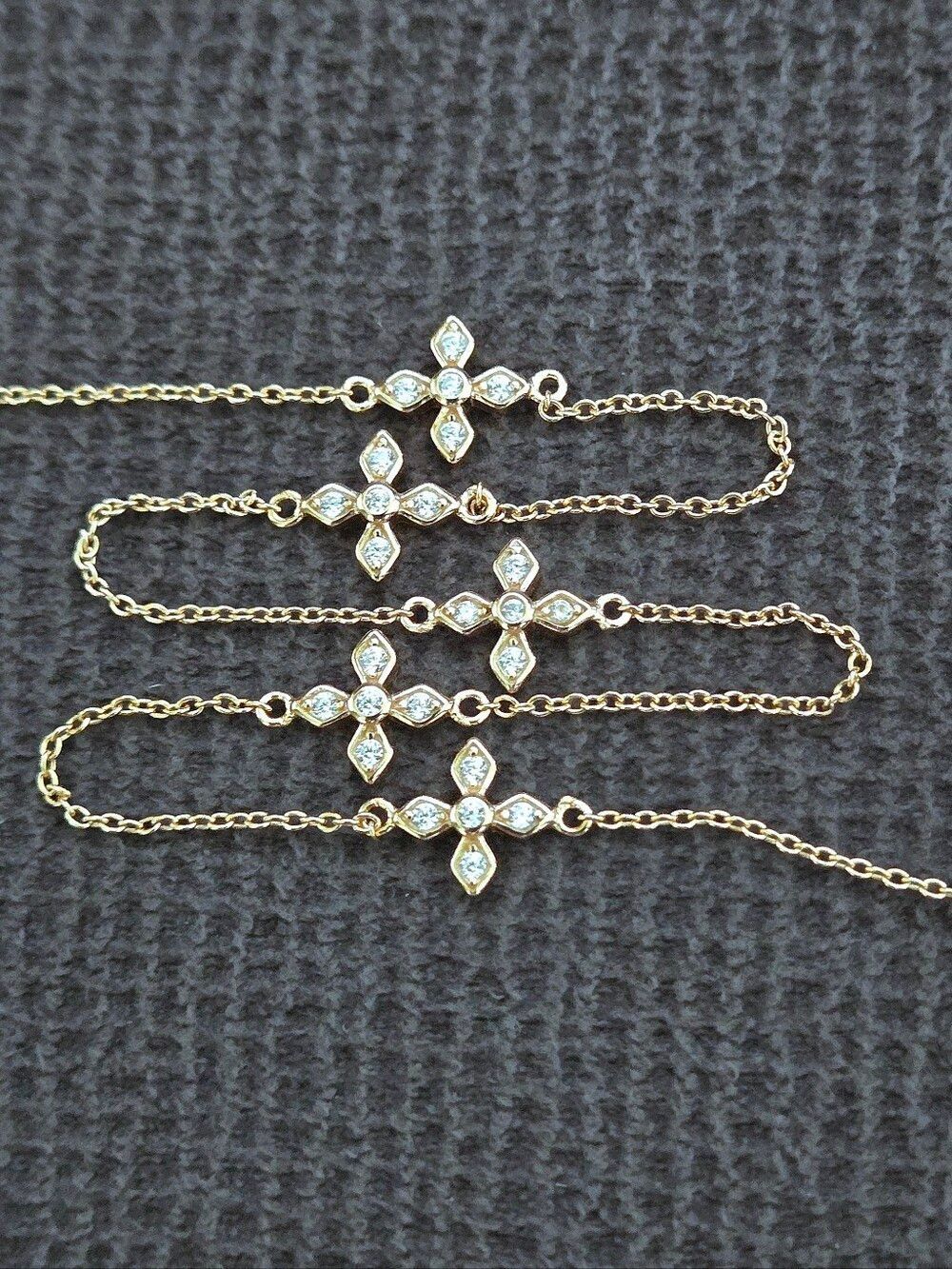 bleu💙 sage Stationary Flowers🌸 Necklace - NWT - Picture 2 of 15